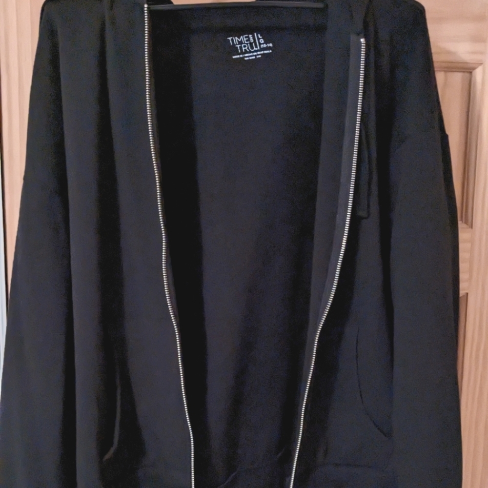 Open sweater with hood